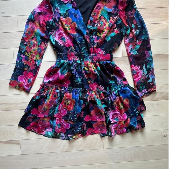 Romantic floral mini dress by Charles Henry - Picture 2 of 8